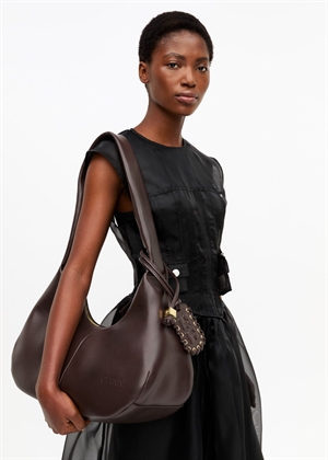 Hobo medium taske Seal Brown A6840 Ganni 